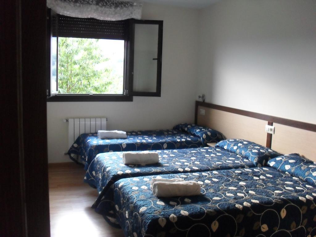 Pension La Posada Тинео Екстериор снимка