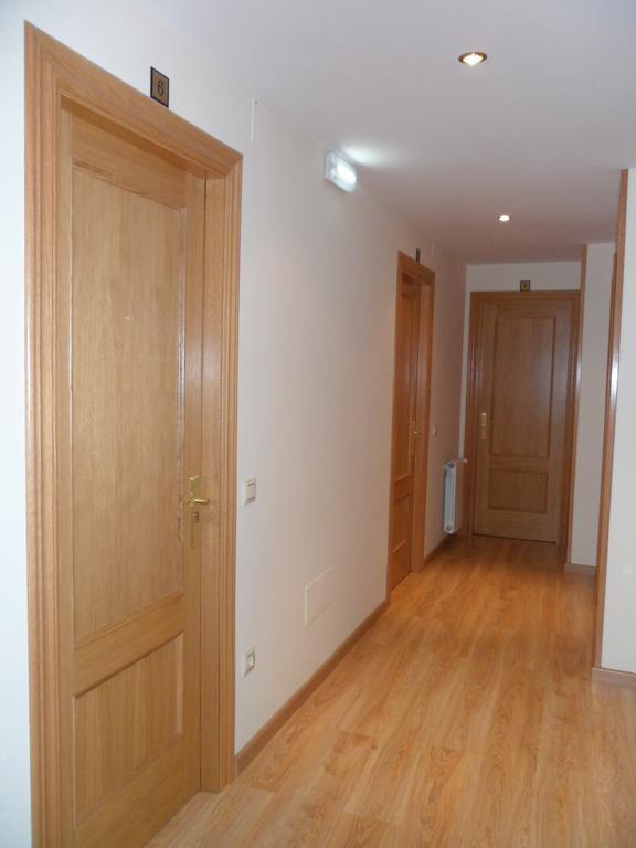 Pension La Posada Тинео Екстериор снимка