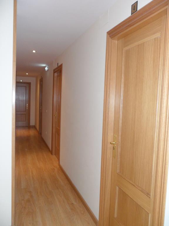 Pension La Posada Тинео Екстериор снимка